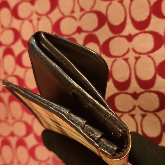 Used Burberry wallet - Picture 3 of 12